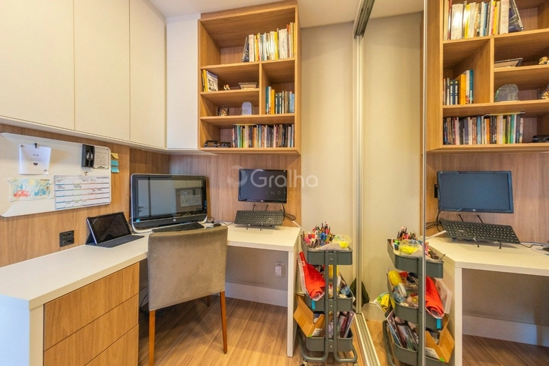 Apartamento com 3 dormitórios na Agronômica: 14ª foto da galeria de imagens do imóvel