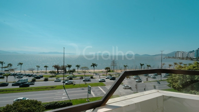 Apartamento com 3 suítes na Beira Mar Norte: 8ª foto da galeria de imagens do imóvel