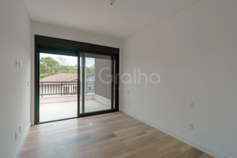 Casa com 4 suítes no Cacupé: 23ª foto da galeria de imagens do imóvel