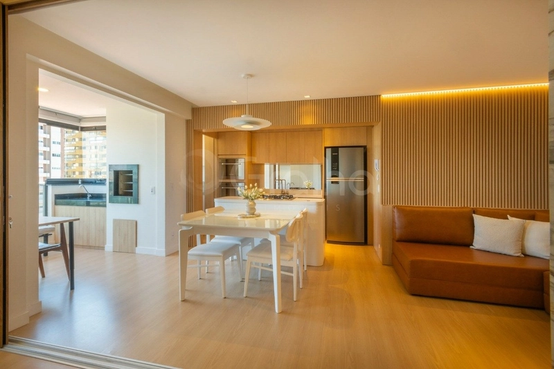 Apartamento com 2 dormitórios no Centro: 6ª foto da galeria de imagens do imóvel