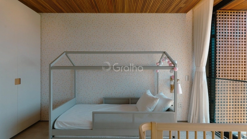 Casa de alto padrão com 5 suítes no Morro das Pedras: 28ª foto da galeria de imagens do imóvel