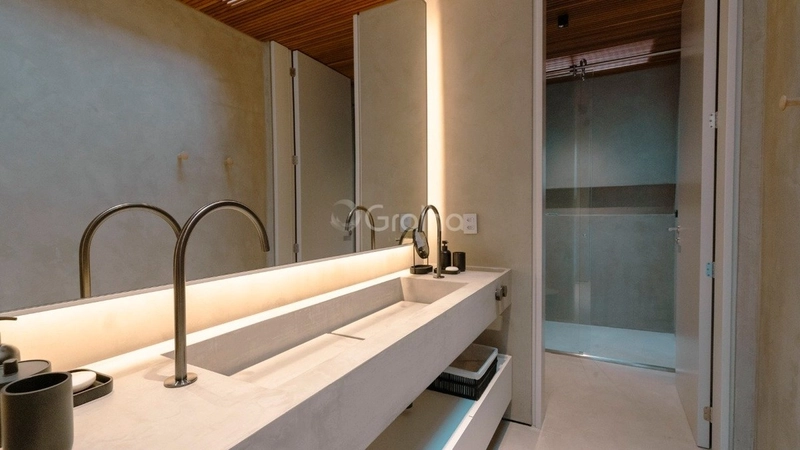 Casa de alto padrão com 5 suítes no Morro das Pedras: 37ª foto da galeria de imagens do imóvel