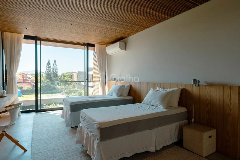 Casa de alto padrão com 5 suítes no Morro das Pedras: 22ª foto da galeria de imagens do imóvel