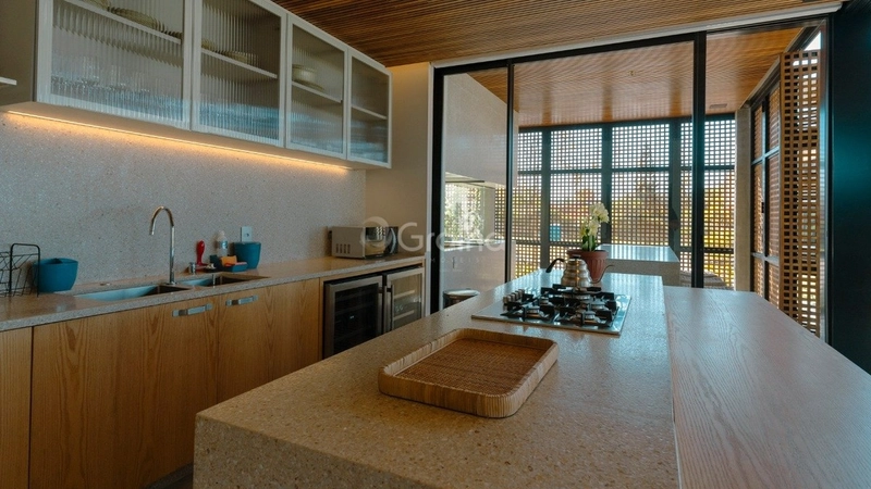 Casa de alto padrão com 5 suítes no Morro das Pedras: 8ª foto da galeria de imagens do imóvel