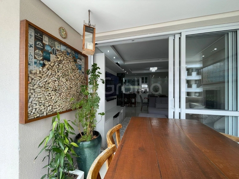 Apartamento com 4 dormitórios no Itacorubi: 11ª foto da galeria de imagens do imóvel