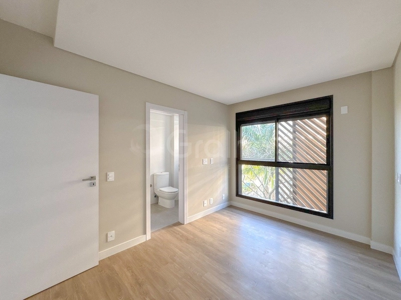 Apartamento com 3 suítes em Jurerê: 13ª foto da galeria de imagens do imóvel