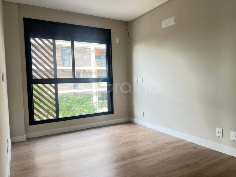 Apartamento com 3 suítes em Jurerê: 8ª foto da galeria de imagens do imóvel