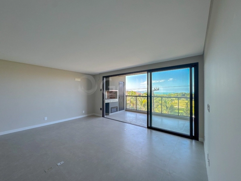 Apartamento com 3 suítes em Jurerê