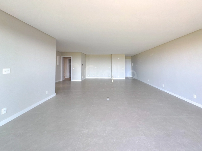 Apartamento com 3 suítes em Jurerê: 7ª foto da galeria de imagens do imóvel