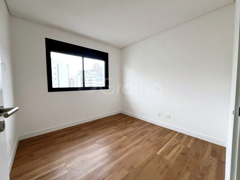 Apartamentos com 3 dormitórios no Centro: 10ª foto da galeria de imagens do imóvel