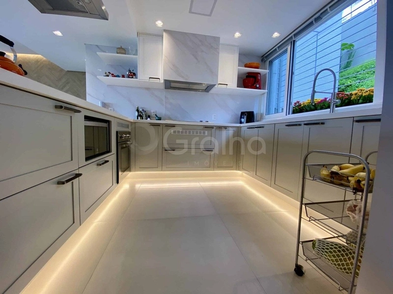 Apartamento com 2 suítes em Jurerê: 9ª foto da galeria de imagens do imóvel