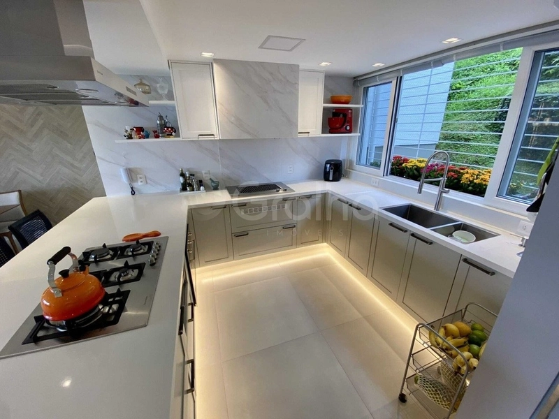 Apartamento com 2 suítes em Jurerê: 13ª foto da galeria de imagens do imóvel