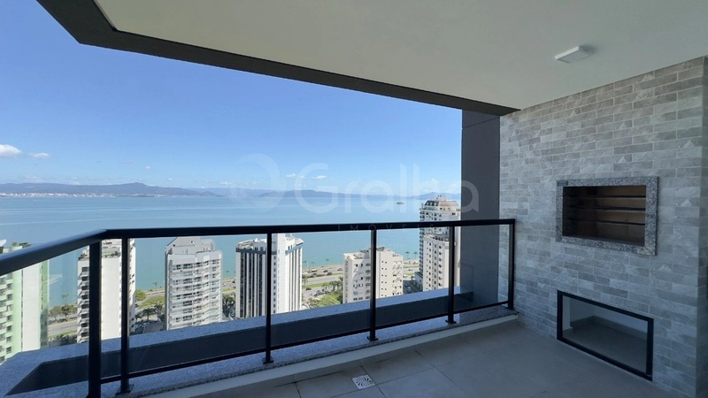 Apartamento com 3 suítes na Agronômica: 1ª foto da galeria de imagens do imóvel