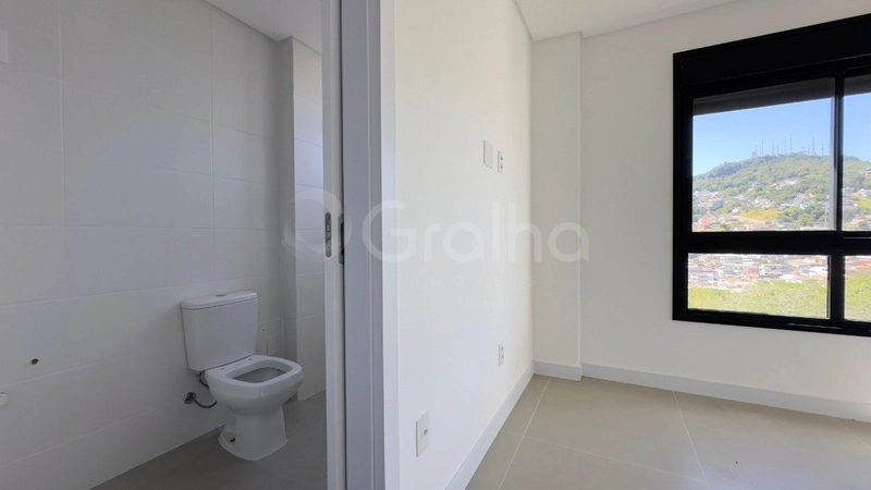 Apartamento com 3 suítes na Agronômica: 13ª foto da galeria de imagens do imóvel