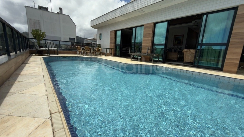 Cobertura com 3 suítes no Centro: 13ª foto da galeria de imagens do imóvel