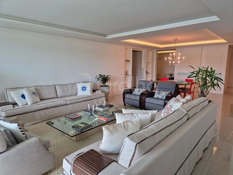 Apartamento com 4 suítes em Coqueiros: 3ª foto da galeria de imagens do imóvel