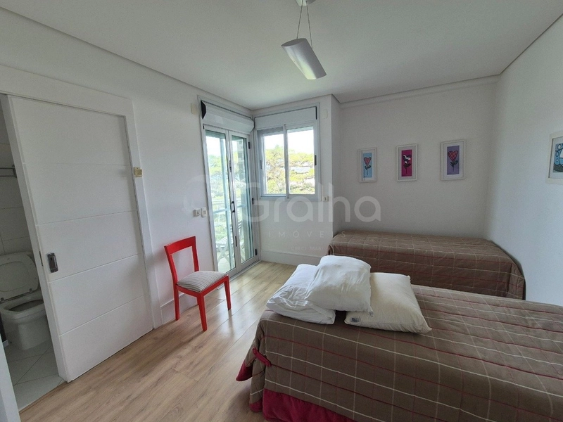 Apartamento com 4 suítes em Coqueiros: 10ª foto da galeria de imagens do imóvel