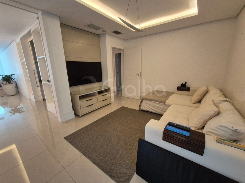 Apartamento com 4 suítes em Coqueiros: 8ª foto da galeria de imagens do imóvel