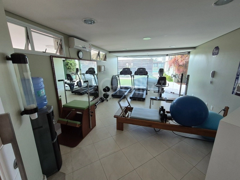 Apartamento com 4 suítes em Coqueiros: 15ª foto da galeria de imagens do imóvel