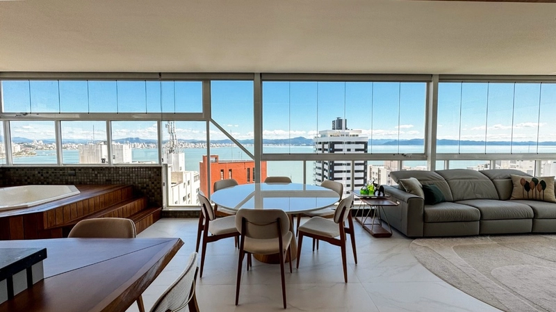 Cobertura com 3 suítes na Agronômica: 14ª foto da galeria de imagens do imóvel