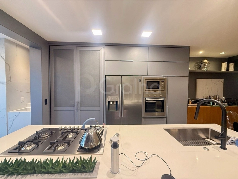 Cobertura com 3 dormitórios em Jurerê: 3ª foto da galeria de imagens do imóvel