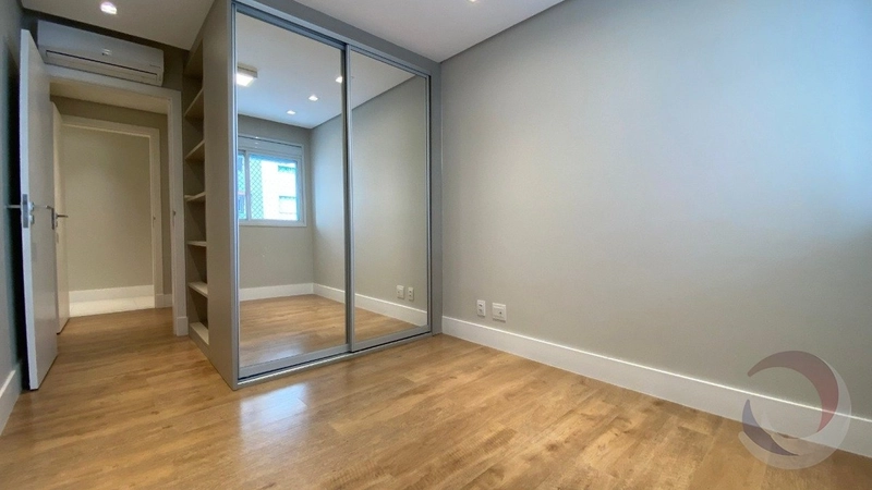 Apartamento na Agronômica com 2 suítes e 1 vaga na garagem: 6ª foto da galeria de imagens do imóvel