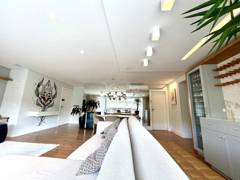 Apartamento com 4 dormitórios no Itacorubi: 8ª foto da galeria de imagens do imóvel