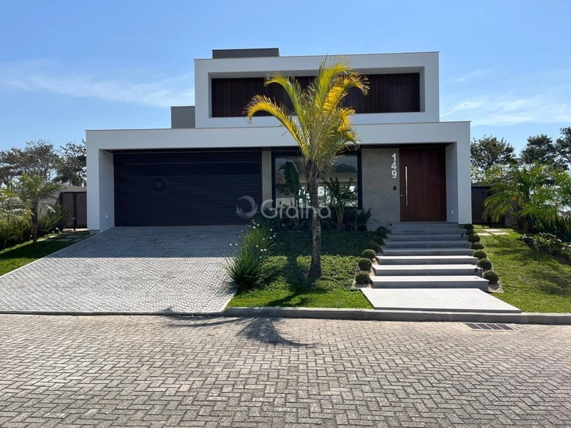 Casa de Alto Padrão com 5 suítes nos Ingleses: 18ª foto da galeria de imagens do imóvel