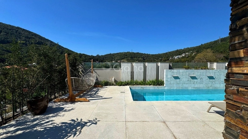 Casa de Alto Padrão com 4 suítes no Itacorubi: 12ª foto da galeria de imagens do imóvel