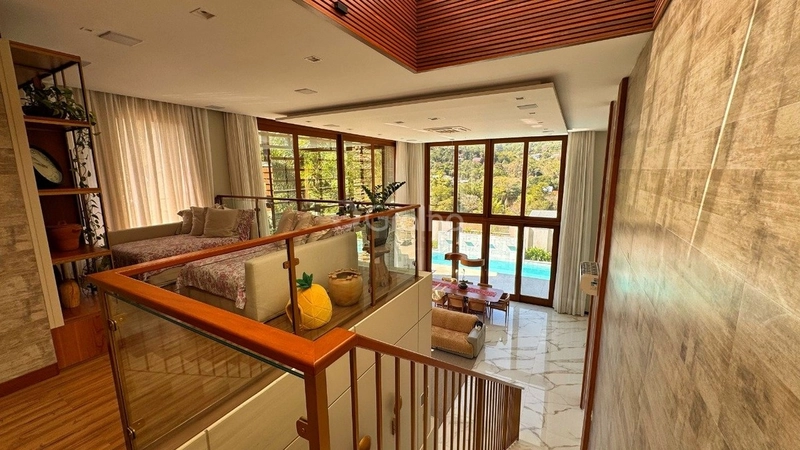 Casa de Alto Padrão com 4 suítes no Itacorubi: 9ª foto da galeria de imagens do imóvel