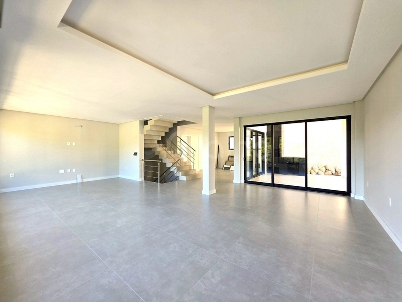 Casa com 3 suítes no João Paulo