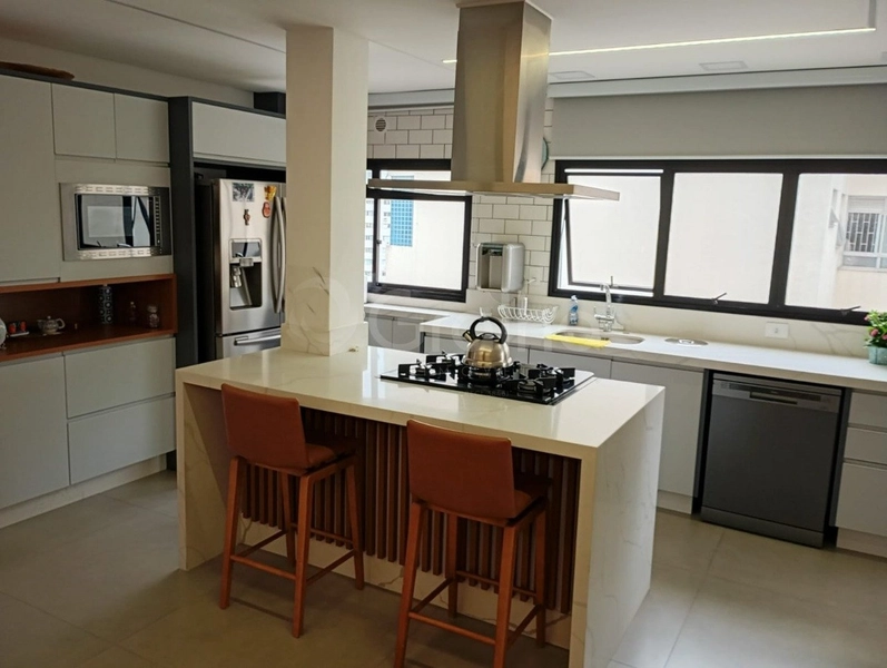 Cobertura com 4 dormitórios no Centro: 9ª foto da galeria de imagens do imóvel