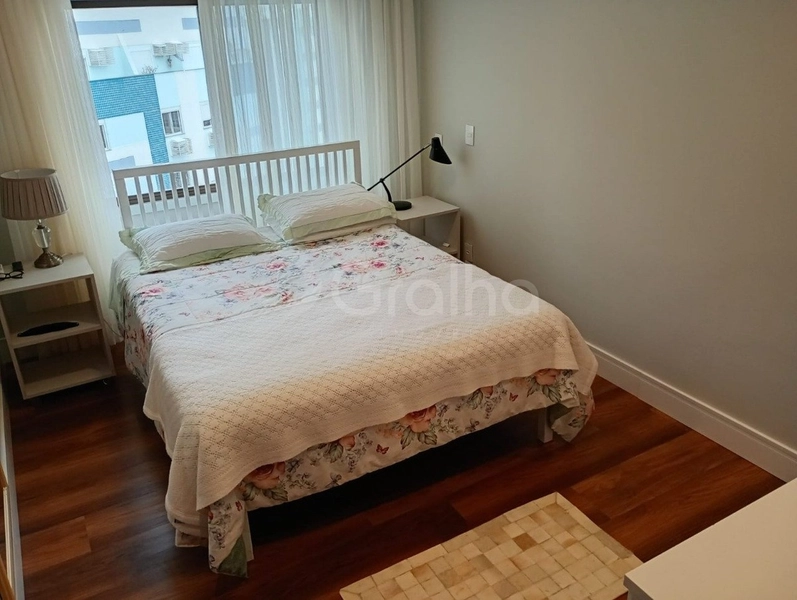 Cobertura com 4 dormitórios no Centro: 14ª foto da galeria de imagens do imóvel