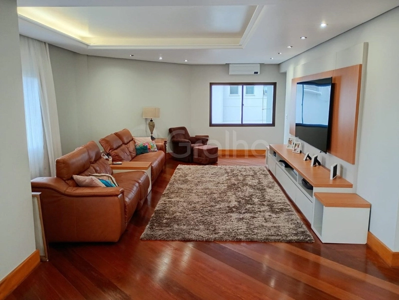 Cobertura com 4 dormitórios no Centro: 2ª foto da galeria de imagens do imóvel