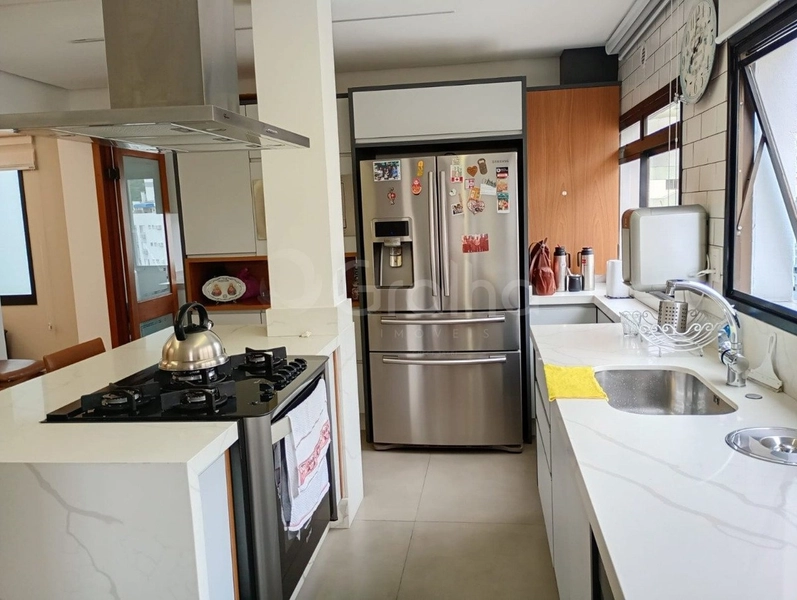 Cobertura com 4 dormitórios no Centro: 11ª foto da galeria de imagens do imóvel