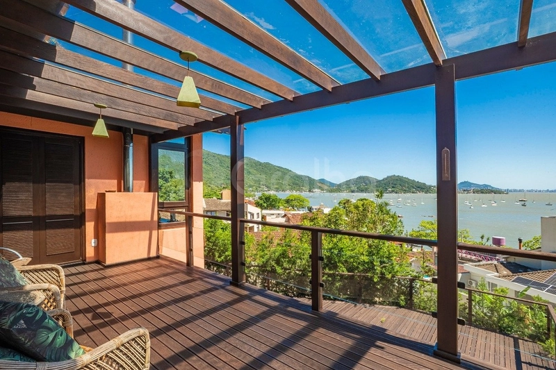 Casa com 5 dormitórios em Santo Antônio de Lisboa: 11ª foto da galeria de imagens do imóvel