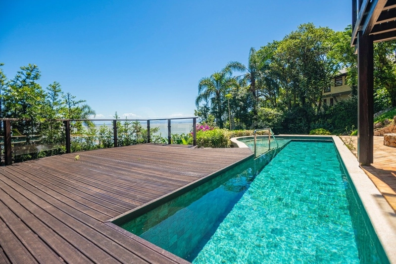 Casa com 5 dormitórios em Santo Antônio de Lisboa: 25ª foto da galeria de imagens do imóvel