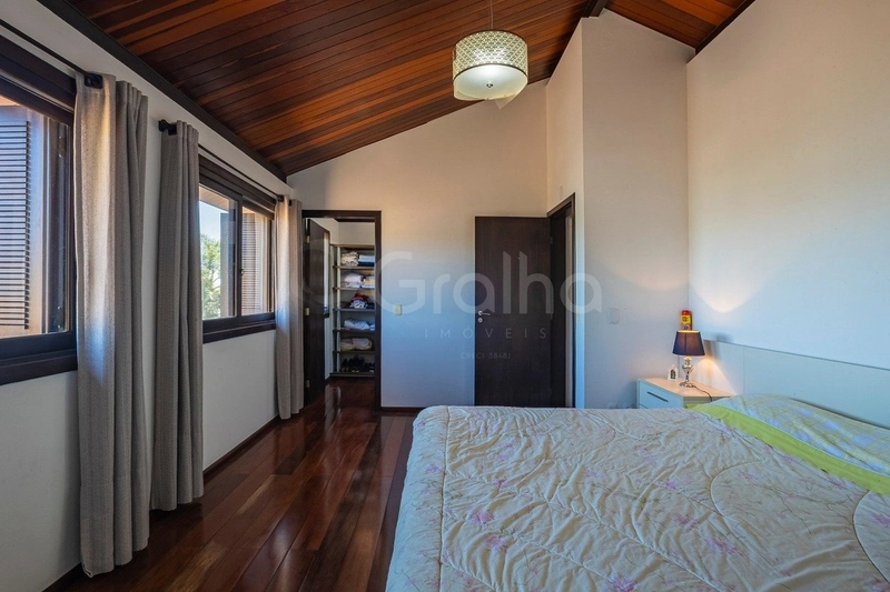 Casa com 5 dormitórios em Santo Antônio de Lisboa: 18ª foto da galeria de imagens do imóvel