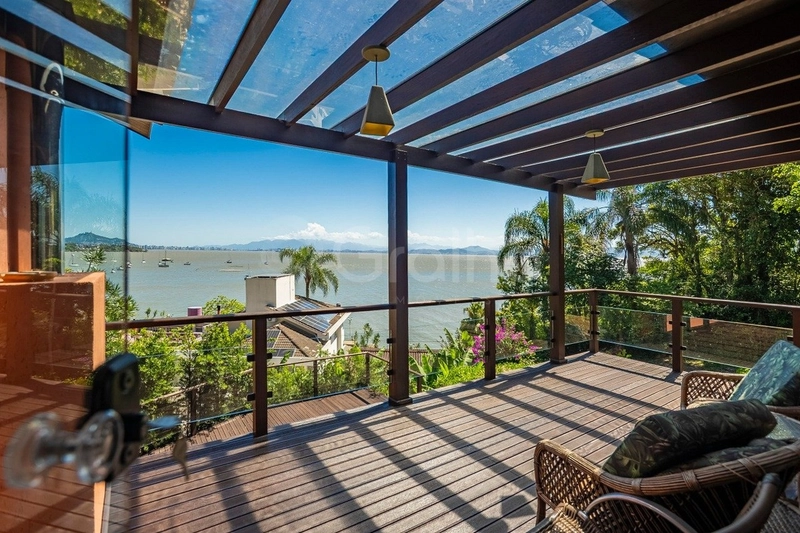 Casa com 5 dormitórios em Santo Antônio de Lisboa: 10ª foto da galeria de imagens do imóvel