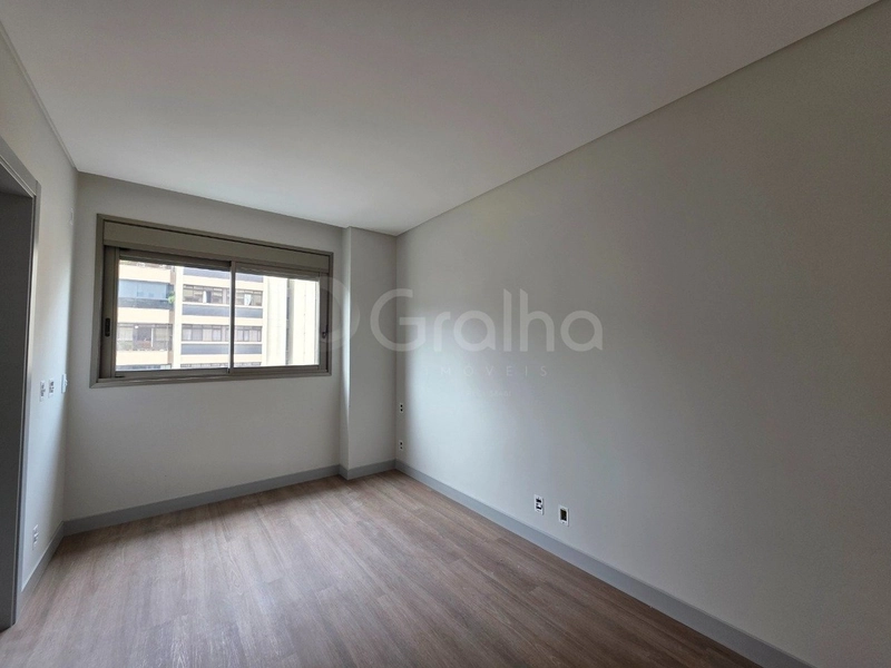 Apartamento com 3 suítes no Centro: 7ª foto da galeria de imagens do imóvel