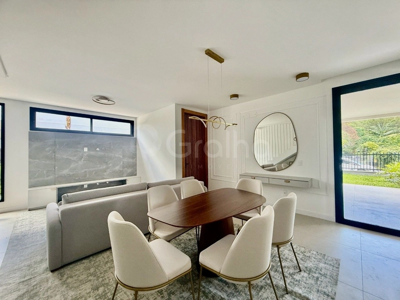 Casa com 3 suítes no Cacupé: 7ª foto da galeria de imagens do imóvel