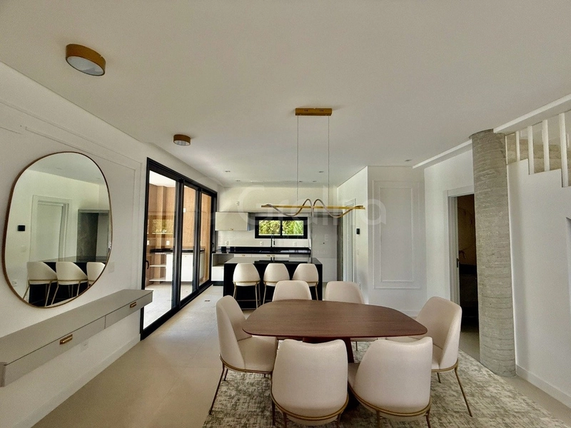 Casa com 3 suítes no Cacupé: 11ª foto da galeria de imagens do imóvel