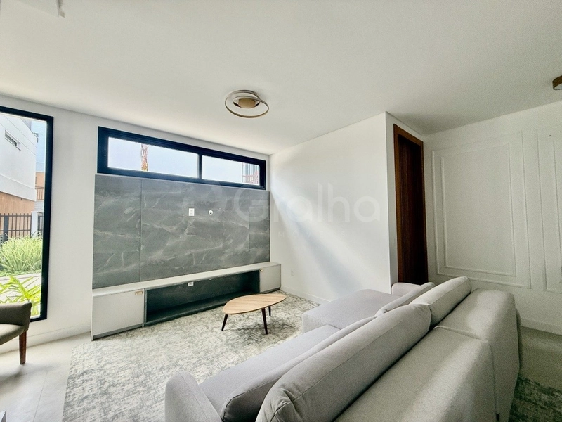 Casa com 3 suítes no Cacupé: 8ª foto da galeria de imagens do imóvel