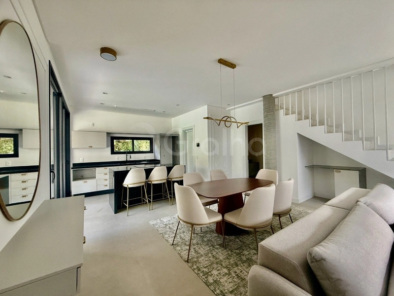 Casa com 3 suítes no Cacupé: 2ª foto da galeria de imagens do imóvel