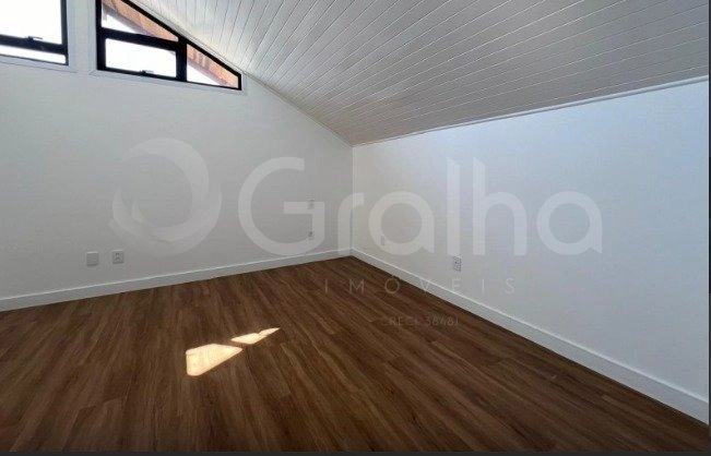 Cobertura com 4 suítes na Cachoeira do Bom Jesus: 13ª foto da galeria de imagens do imóvel