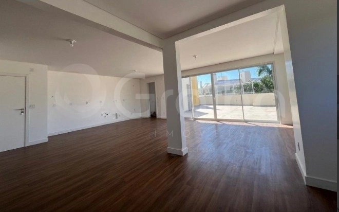 Cobertura com 4 suítes na Cachoeira do Bom Jesus: 3ª foto da galeria de imagens do imóvel