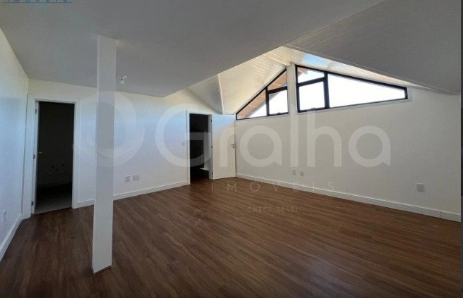 Cobertura com 4 suítes na Cachoeira do Bom Jesus: 11ª foto da galeria de imagens do imóvel