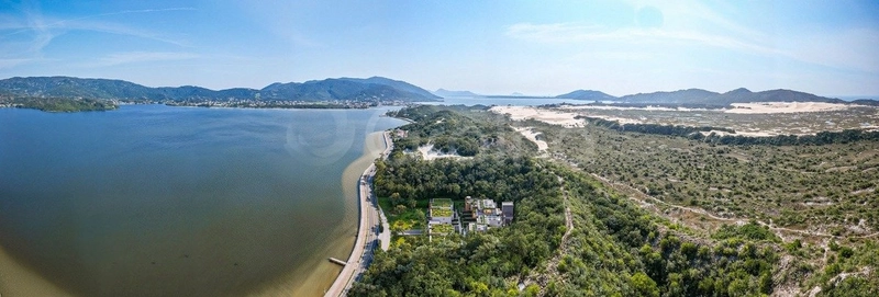 Casa com 3 suítes na Lagoa da Conceição: 6ª foto da galeria de imagens do imóvel