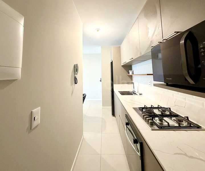 Apartamento com 2 dormitórios, sendo 1 suíte, no Cacupé: 6ª foto da galeria de imagens do imóvel