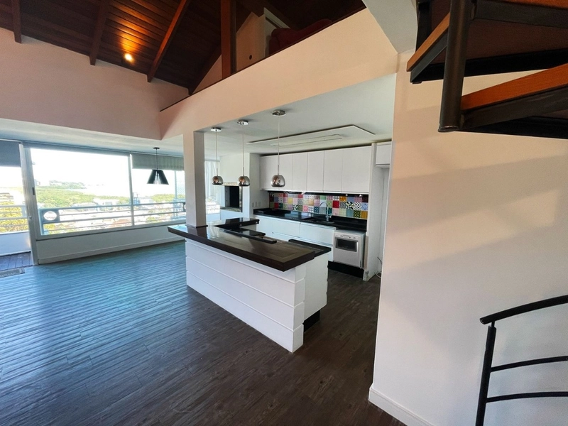 Cobertura com 3 dormitórios no Itacorubi.: 3ª foto da galeria de imagens do imóvel